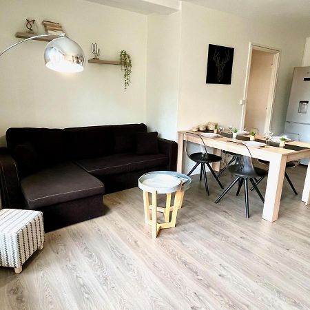 Giansar Yourhosthelper Caen Bagian luar foto